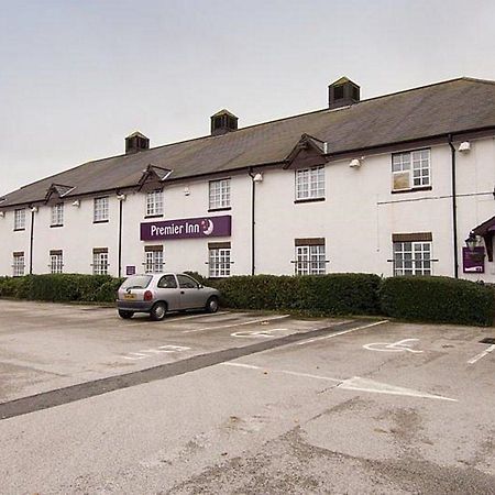 Premier Inn Premier Inn Wirral Greasby ภายนอก รูปภาพ