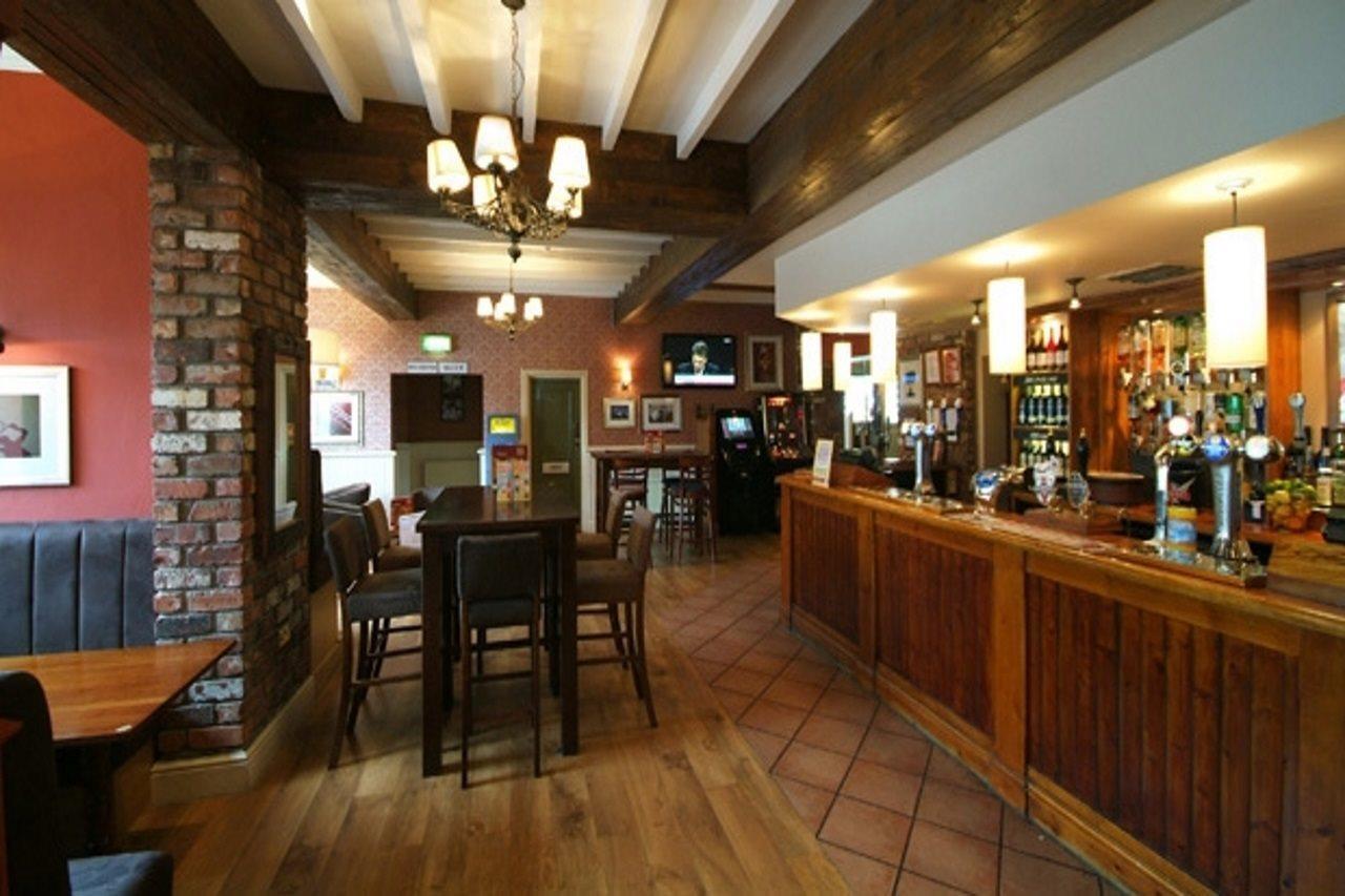 Premier Inn Premier Inn Wirral Greasby ภายนอก รูปภาพ