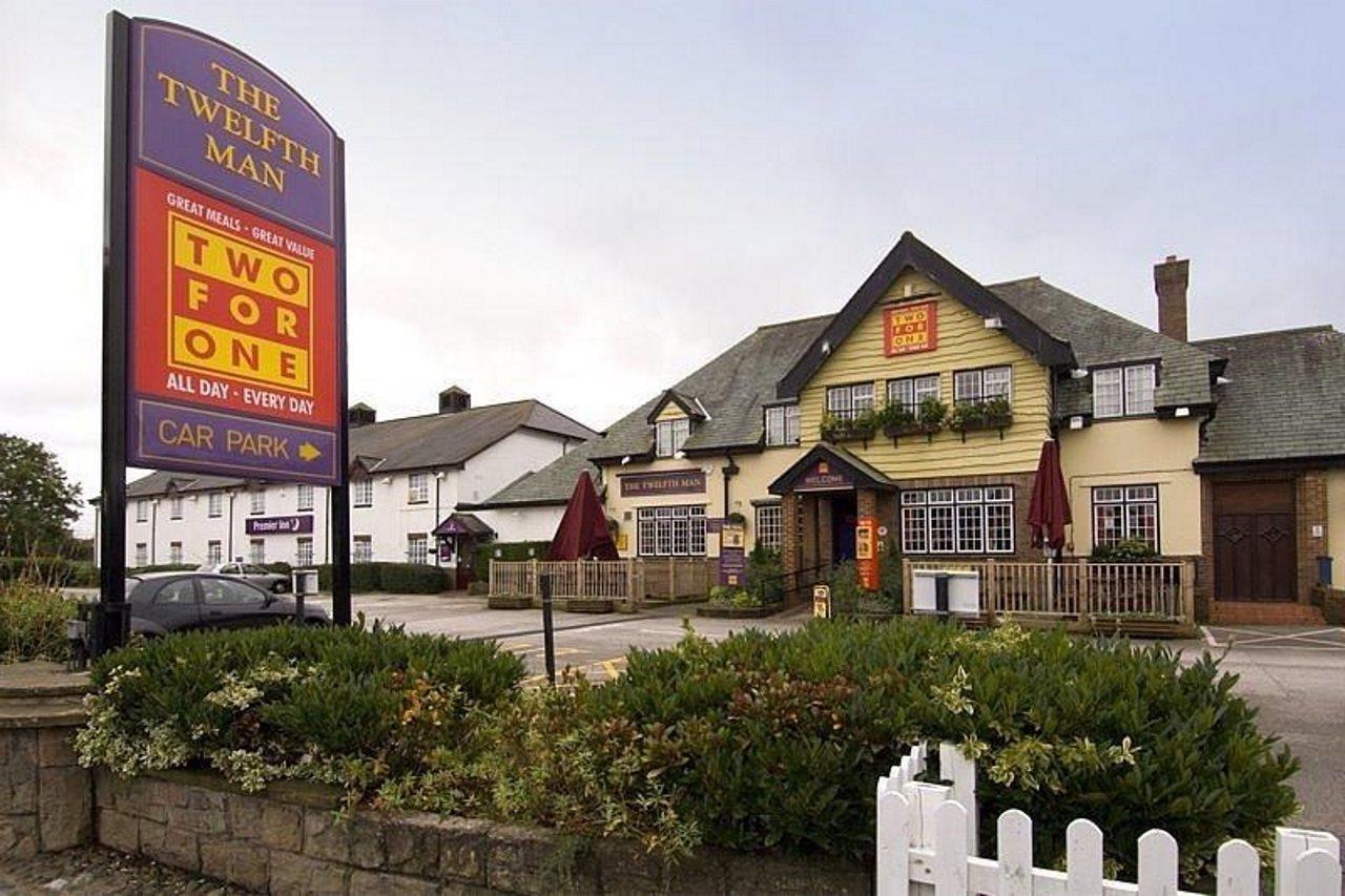 Premier Inn Premier Inn Wirral Greasby ภายนอก รูปภาพ